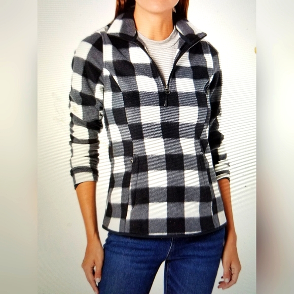 NWOT FIGURE FLATTERING PLAID LONG SLEEVE QUARTER ZIP FLEECE - Picture 1 of 9